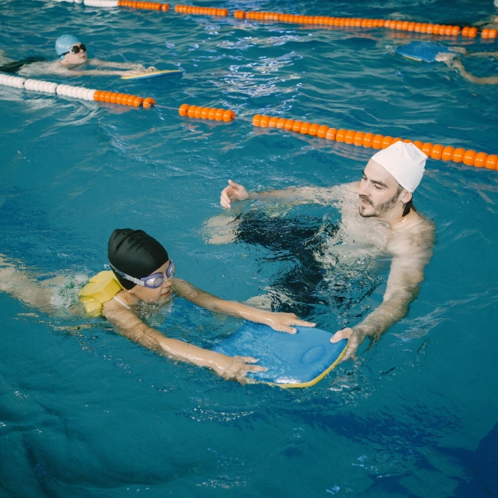 Private swimming lessons Prestons - one-on-one instructor coaching a student